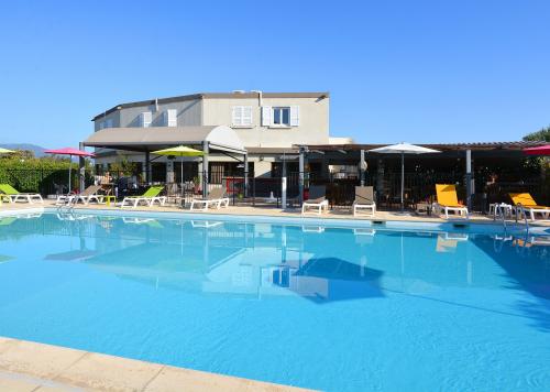 Piscine Le Lido hôtel restaurant