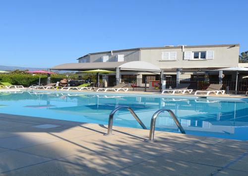 Piscine Le Lido hôtel restaurant